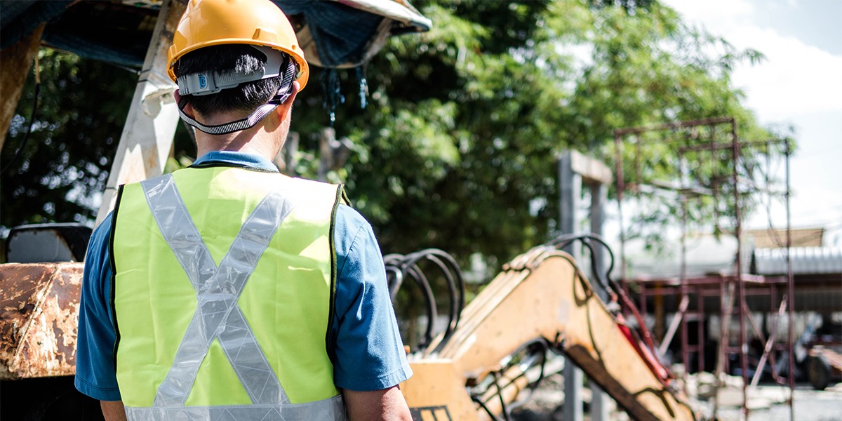 Concursos de obras públicas crescem 48% até novembro de 2025